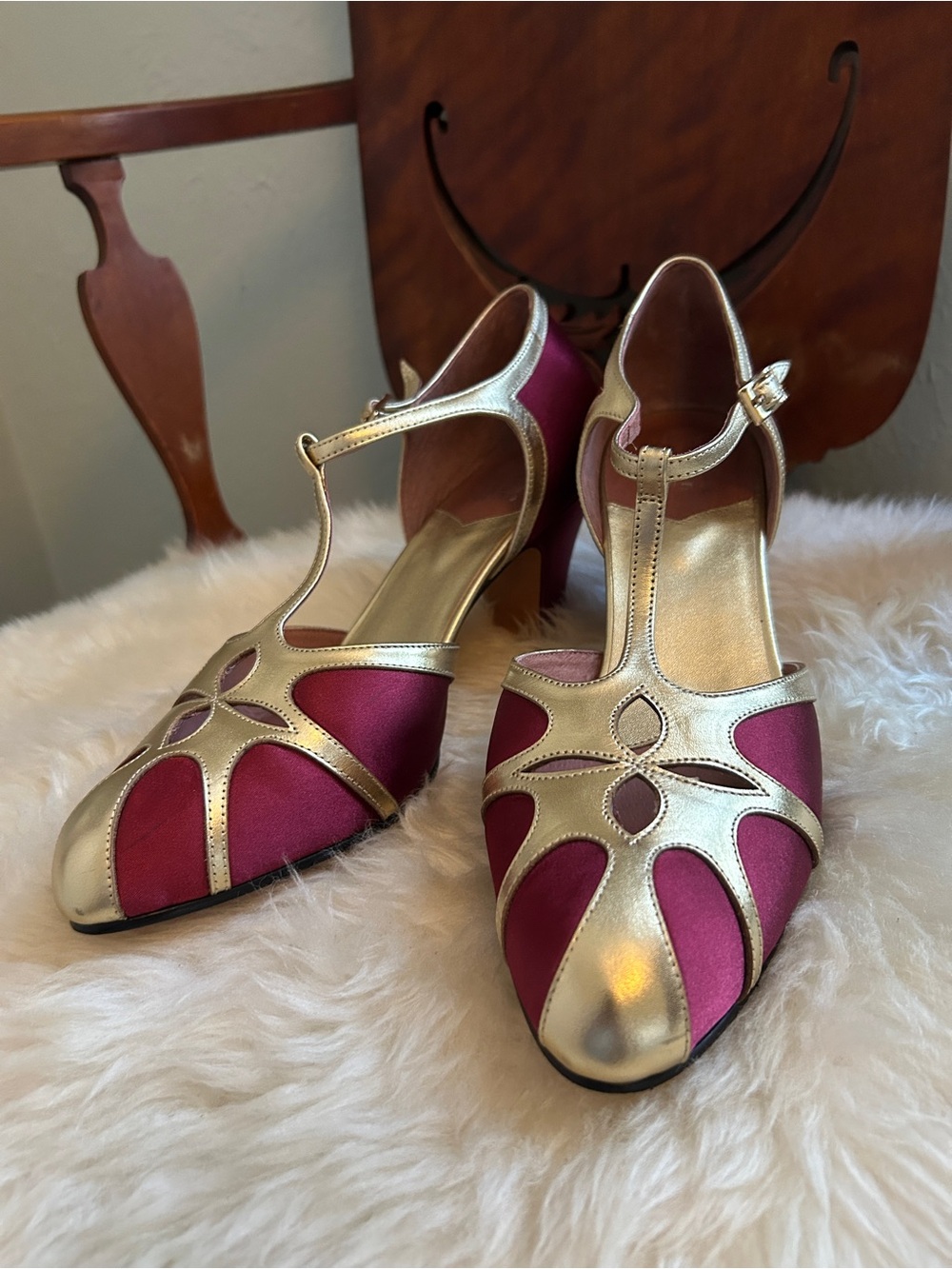 American Duchess Lilith Gold and Burgundy Cutout T-Strap Heels 9.5 - Picture 3 of 8